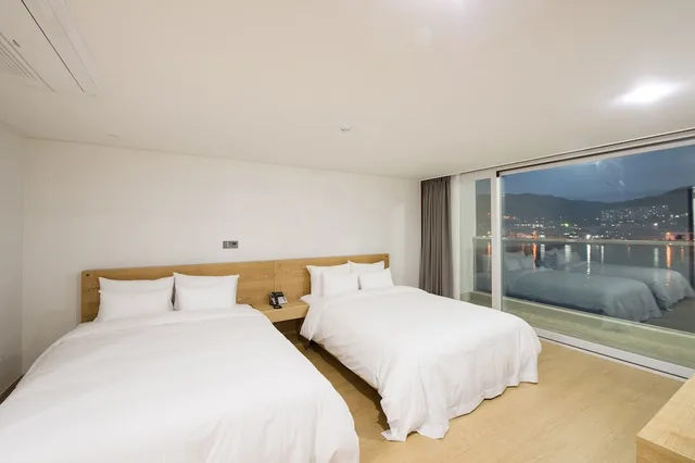 جناح بسريرين مزدوجين، Fortuna Hotel 2/3