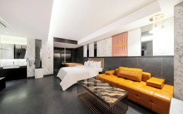 غرفة ديلوكس بسرير كينج، Adlige Hotel 9/10