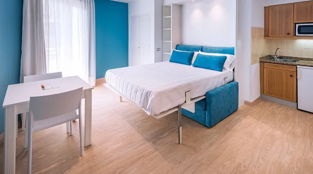 شقة بإطلالة على المسبح، GHT Balmes Hotel, Aparthotel & Splash 3/7