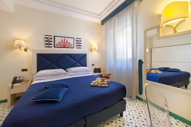 غرفة بريميوم رباعية بسرير بطابقين، Del Mare 3/6