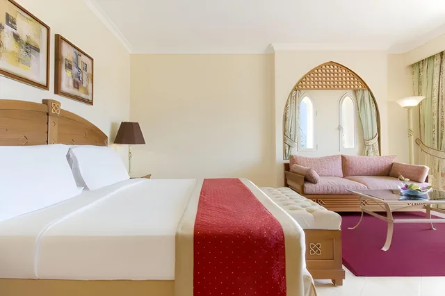 Lagoon, Club, King Bed, Sea View، Kempinski Hotel Soma Bay 1/3