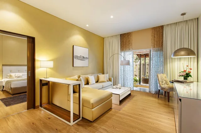 Theme, Unique, Suite, King Bed, Private Garden، Gateway Nashik 1/1
