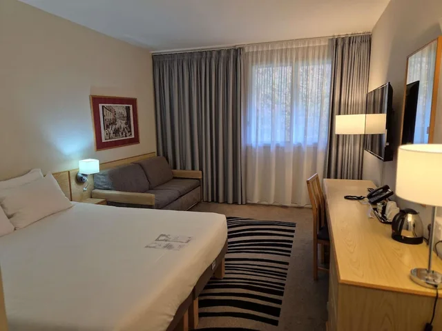 غرفة تنفيذية بسرير كوين مع أريكة، NOVOTEL MANCHESTER WEST 4/8