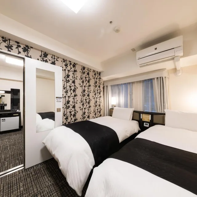 غرفة قياسية رباعية، Apa Hotel Kyoto Ekimae 1/2