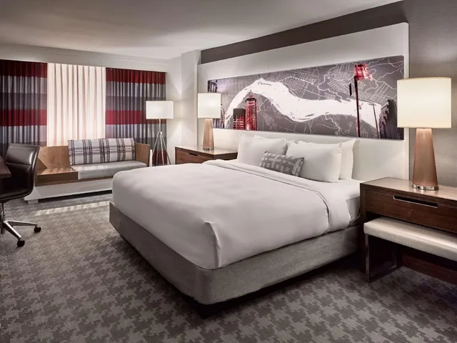 جناح بسرير كينج بغرفة نوم واحدة، Sonesta Philadelphia Rittenhouse Square 1/2