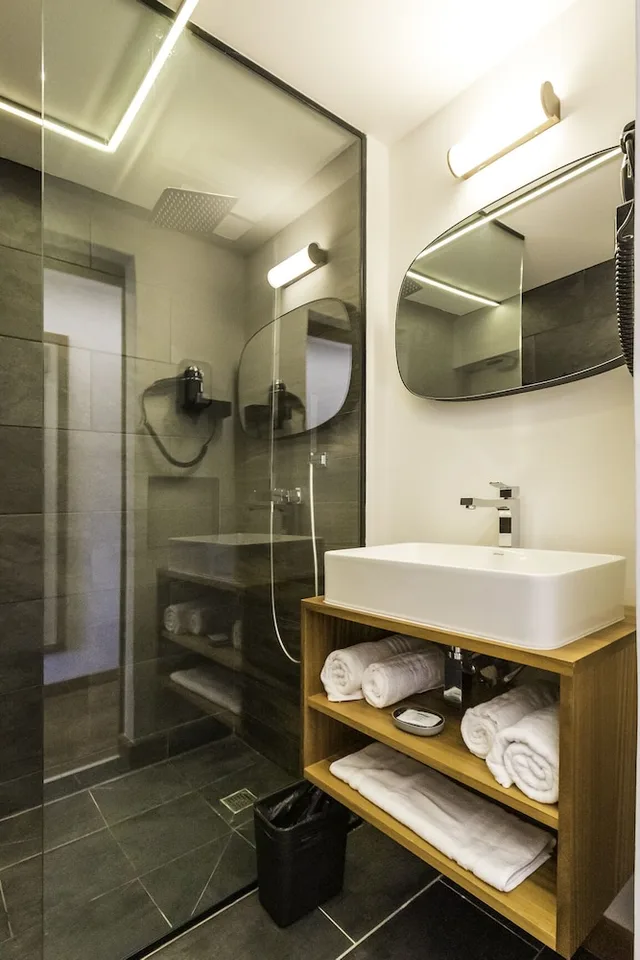 غرفة قياسية بسرير كوين، Hotel Latitude 21 4/4