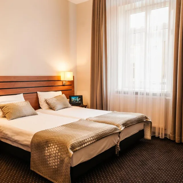 غرفة بسريرين منفصلين مع سرير إضافي، Wilga Hotel 1/6