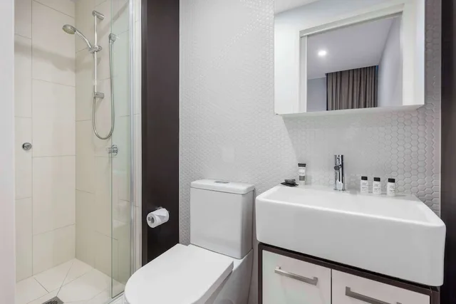 شقة بسريرين كوين بغرفتي نوم، Oaks Melbourne Southbank Suites 8/10