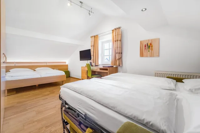 غرفة قياسية رباعية، Das Grune Hotel Zur Post - 100 Bio 1/6