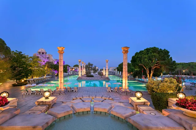 جناح جونيور، Xanadu Resort Hotel - High Class 1/2