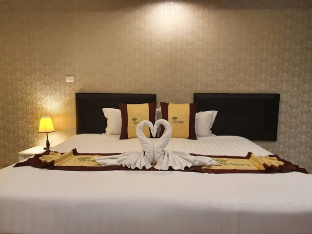 Superior, Double or Twin Bed, Retreat Resort Pattaya 5/10