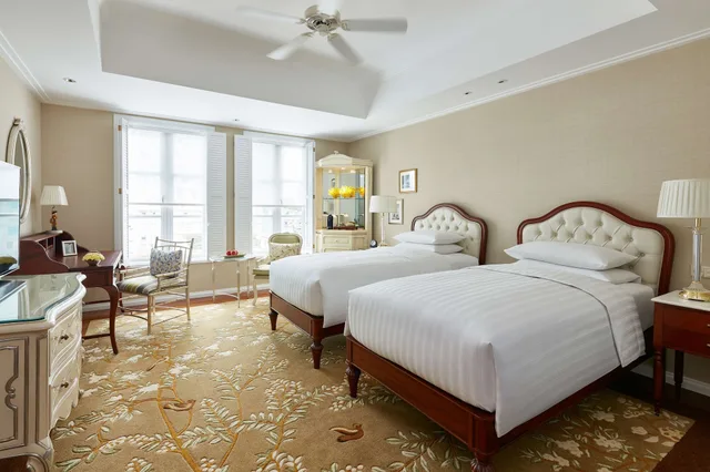غرفة بسرير كينج بإطلالة على الحديقة، Park Hyatt Saigon 1/8
