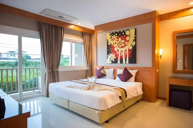1 Bedroom, Exclusive, Suite, Kitchenette, Romantic Khon Kaen Hotel 1/2