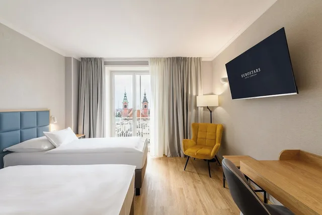 Superior, Double Bed, Castle View، Eurostars Uhotel Ex Uhotel 2/7