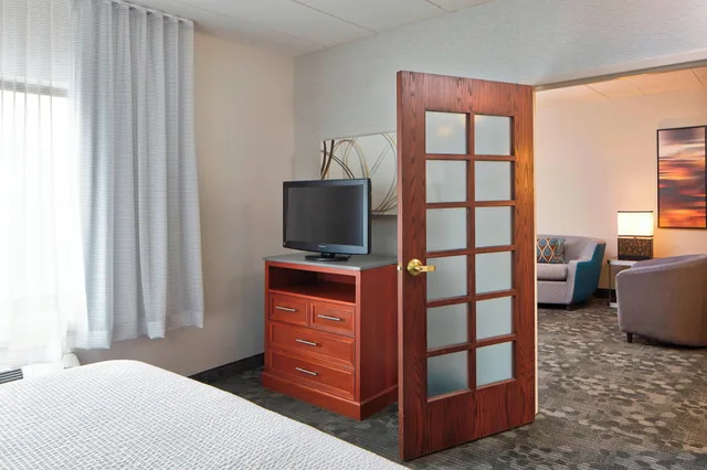 جناح بغرفة نوم واحدة، Courtyard By Marriott Bloomington By Mall Of America 2/2