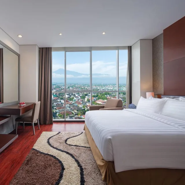 President Suite، Aston Purwokerto Hotel and Conference Center 3/6