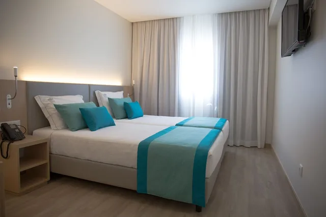 غرفة قياسية بسرير مزدوج، Hotel Castelao 1/3