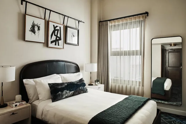 غرفة بسرير كوين لذوي الإعاقة، Hotel Figueroa - Unbound Collection By Hyatt 1/6