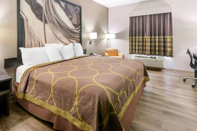 Room, 2 Queen Beds, Smoking, Super 8 by Wyndham Fort Worth Stockyards 2/4