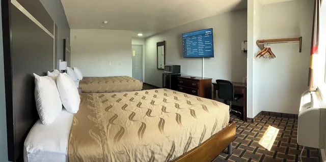 غرفة بسريرين مزدوجين، Americas Best Value Inn & Suites Albemarle 2/6