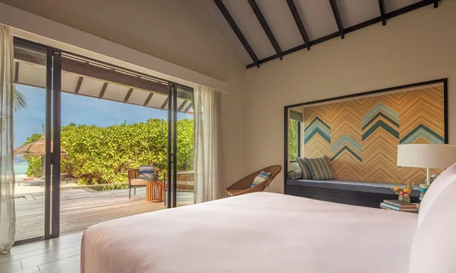 Sunset Beach Pool Villa، NH Collection Maldives Havodda Resort 1/3