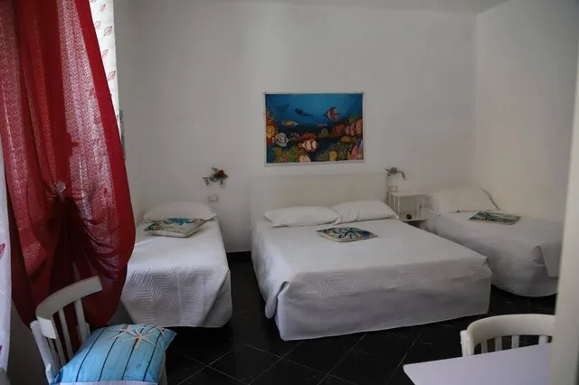 غرفة سوبيريور رباعية بسرير كوين وسريرين منفصلين بمطبخ صغير، Sardegna Sole E Mare 4/6