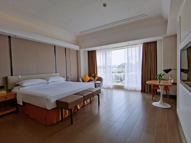 غرفة بسرير مزدوج بإطلالة على المدينة، Vienna International Hotel Zhongshan Shiqi Kanghua Road 1/4