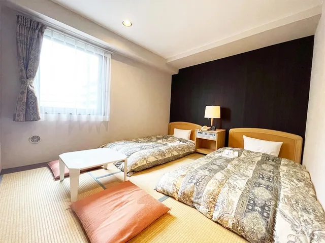 غرفة يابانية بسريرين منفصلين، Hotel Royal Garden Kisarazu 1/2
