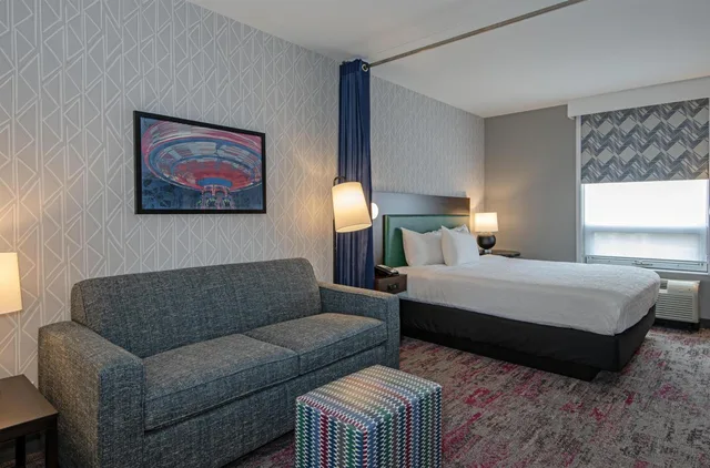 استوديو بسرير كوين مع أريكة، Home2 Suites By Hilton West Edmonton Alberta Canada 5/10