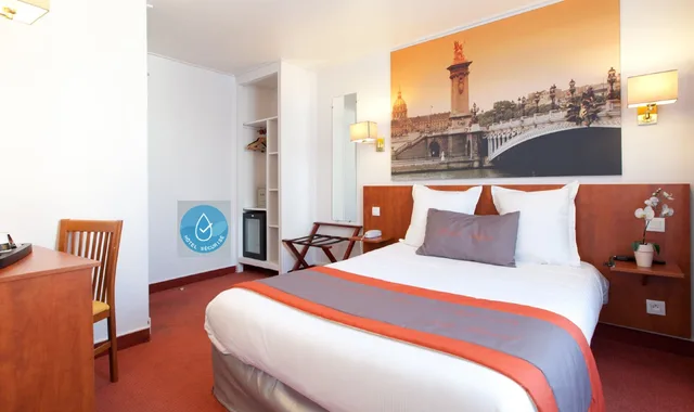 غرفة بسرير مزدوج، Hotel Alyss Saphir Cambronne Eiffel 2/4