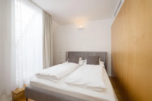 1 Bedroom, Premium, Apartment, Executive Level, Balcony، Rafael Kaiser - Business Apartments 2/9