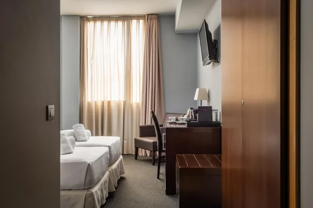غرفة بسرير مزدوج أو سريرين منفصلين، Madanis Hotel 3/10