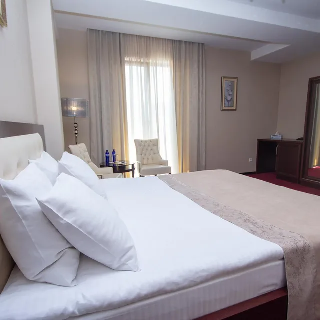 غرفة قياسية بسرير مزدوج بشرفة، Marionn Hotel 1/10