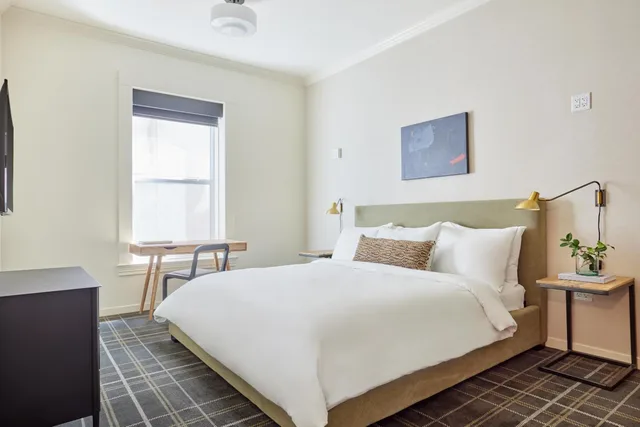غرفة بسرير كينج، Found Hotel San Francisco 2/4