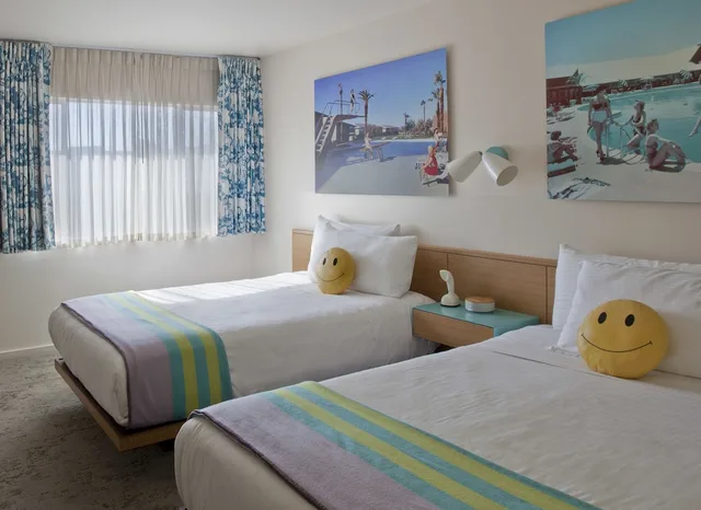 غرفة ديلوكس بسريرين مزدوجين، Beverly Laurel Hotel 1/1