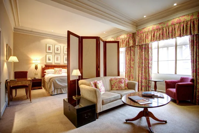 جناح بسرير كينج، Chester Grosvenor And Spa 3/4