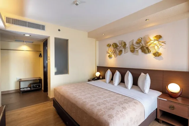 جناح جونيور بسرير كينج وسرير فردي، The Atanaya Hotel Bali 2/10