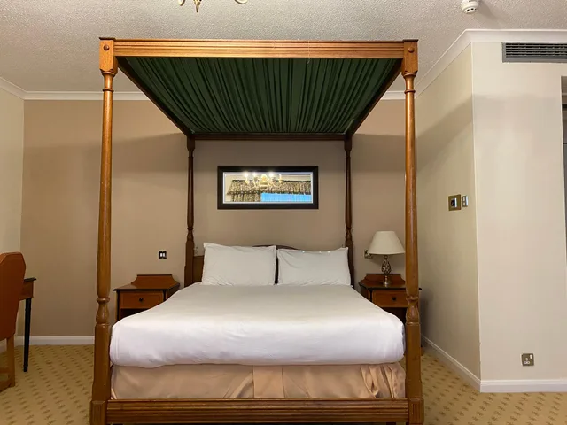 4 Poster، Brook Mollington Banastre Hotel & Spa 1/3