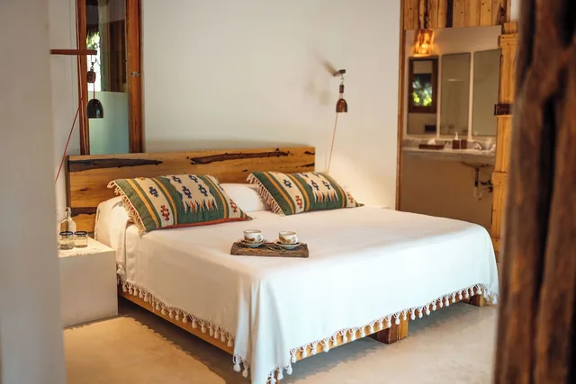 Maya, House, King Bed, Partial Ocean View, Hotel Poc Na 4/8
