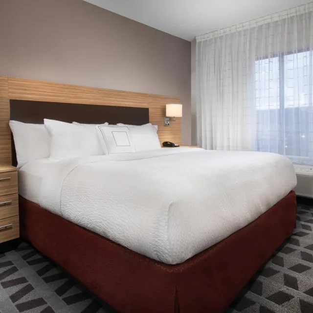 جناح بسرير كينج بغرفة نوم واحدة مع أريكة، TownePlace Suites Nashville Smyrna 1/3