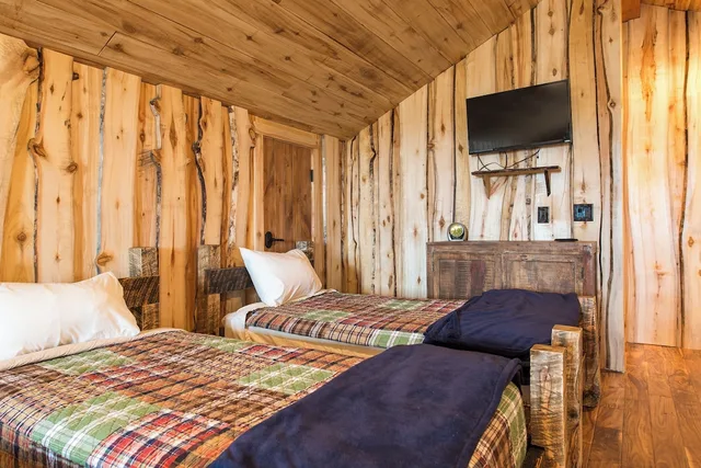 Lodge, 6 Beds, 2 King Beds، Zion Mountain Ranch 2/5