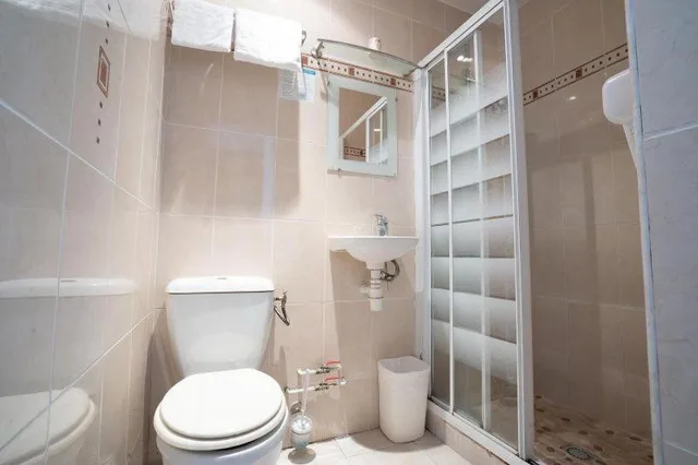 غرفة سوبيريور بسرير مزدوج بشرفة، Edgar Quinet Hotel 2/2