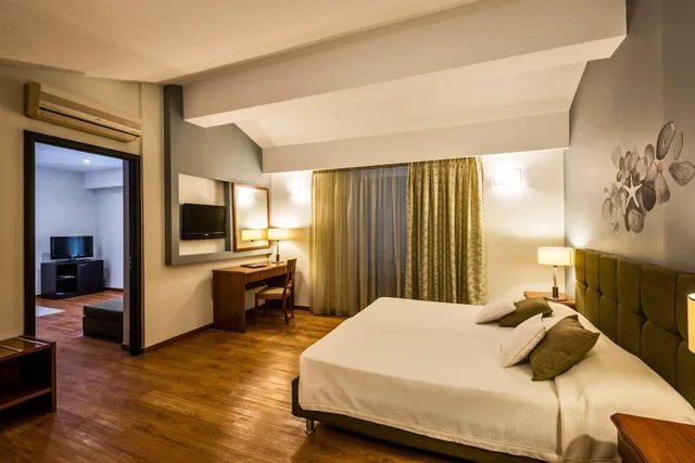 Princess, Suite، Mediterranean Beach Resort 1/3