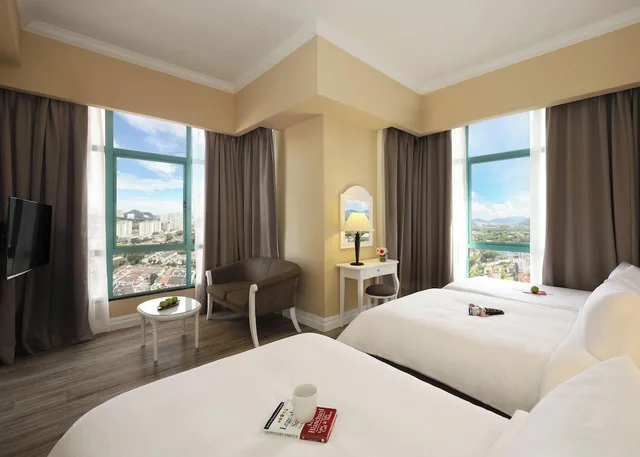 غرفة عائلية بسرير مزدوج وسريرين منفصلين، Berjaya Penang Hotel 1/7