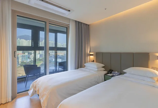 غرفة ديلوكس بسريرين منفصلين، Citadines Connect Hari Busan 1/2