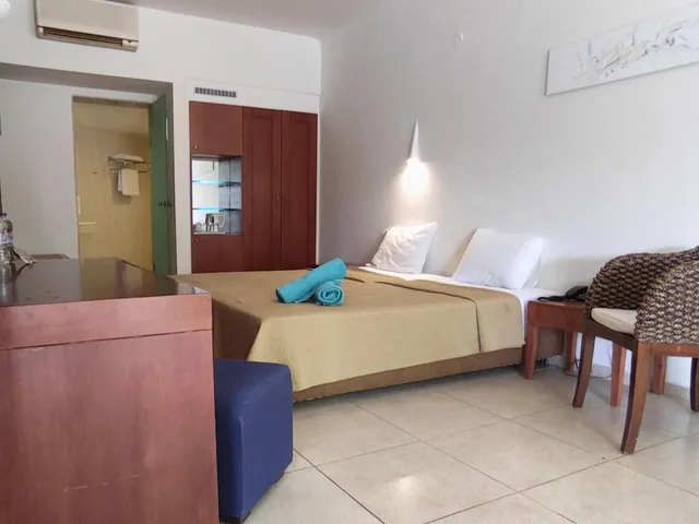 Economy, Twin Beds, Apollonia Beach Resort and Spa 1/1