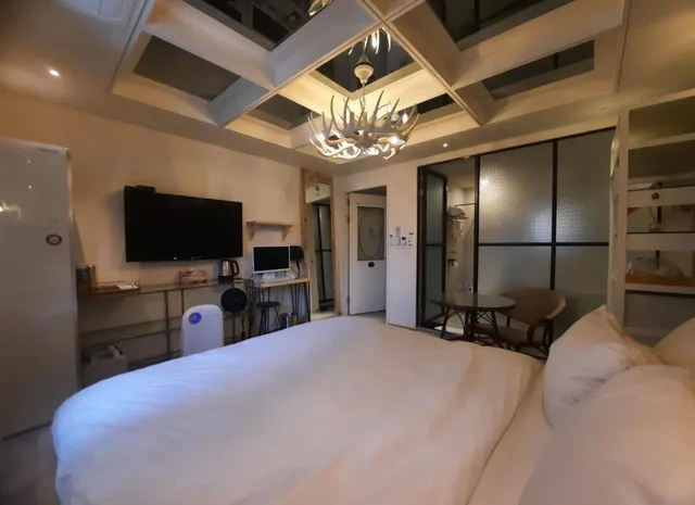 غرفة ديلوكس بسرير مزدوج، SongJeong Lesign Hotel 4/5