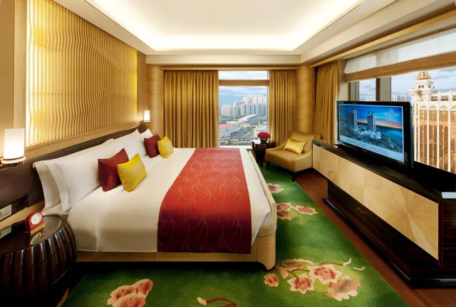 City, Deluxe, King Bed، Galaxy Hotel 3/5