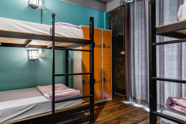 Female Dorm, Female Only, 6 Beds, 3 Bunk Beds، The Guest Hotel - Hostel 1/2