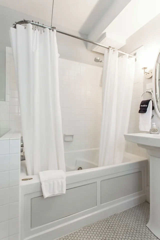 شقة بسرير كينج، Southmoreland on the Plaza Bed &amp; Breakfast 9/10